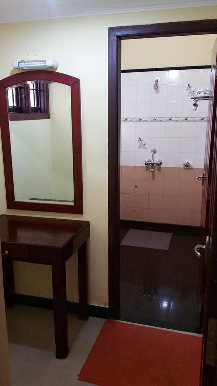 River View Guest House - Kavitha Residency Μπανγκαλόρ Εξωτερικό φωτογραφία